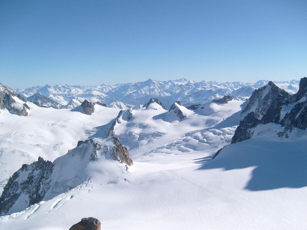 Appartement T2 Chamonix Centre Balcon Vue Mont Blanc ภายนอก รูปภาพ